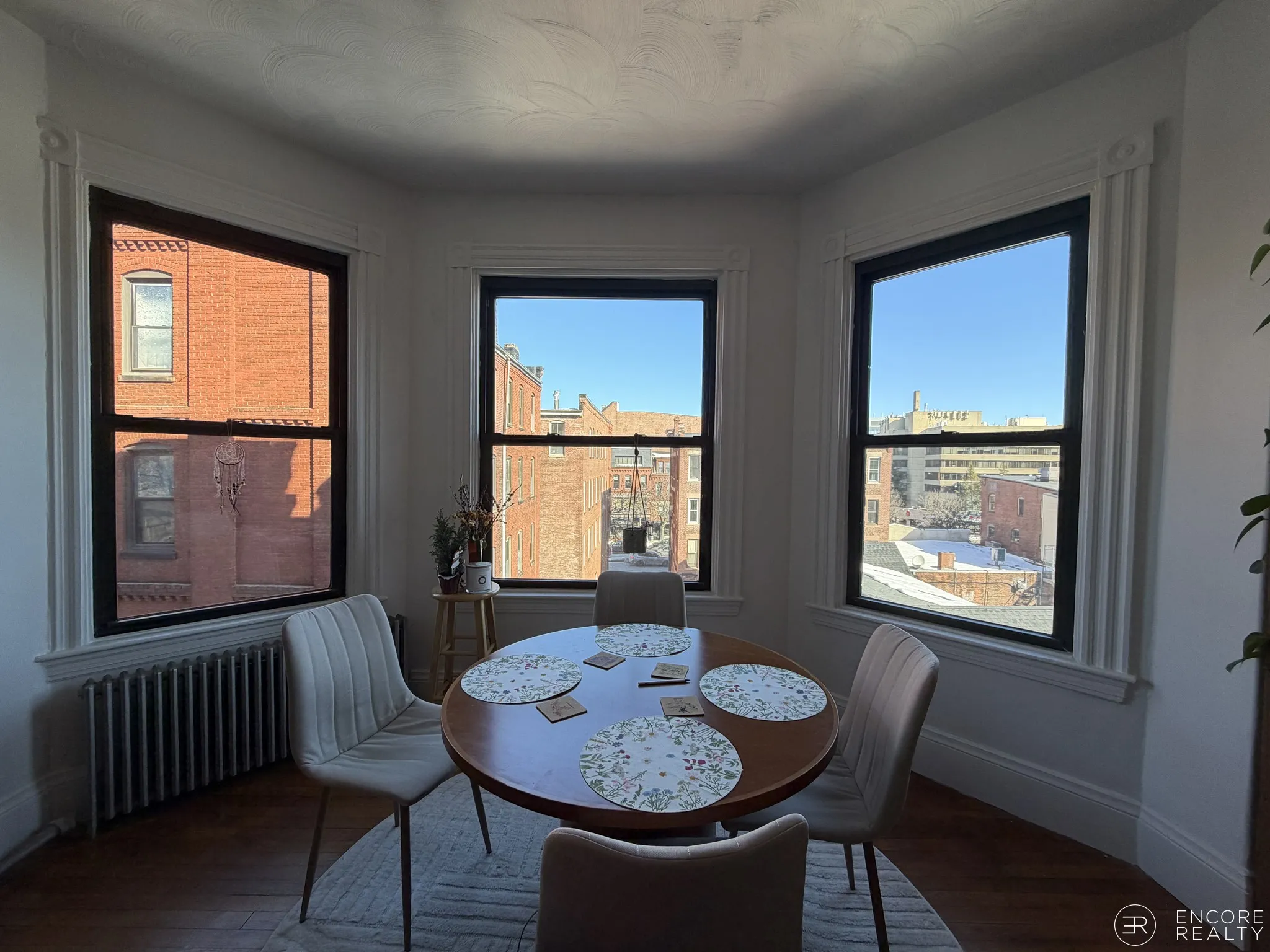 16 Davis Ave, Emerson Gardens