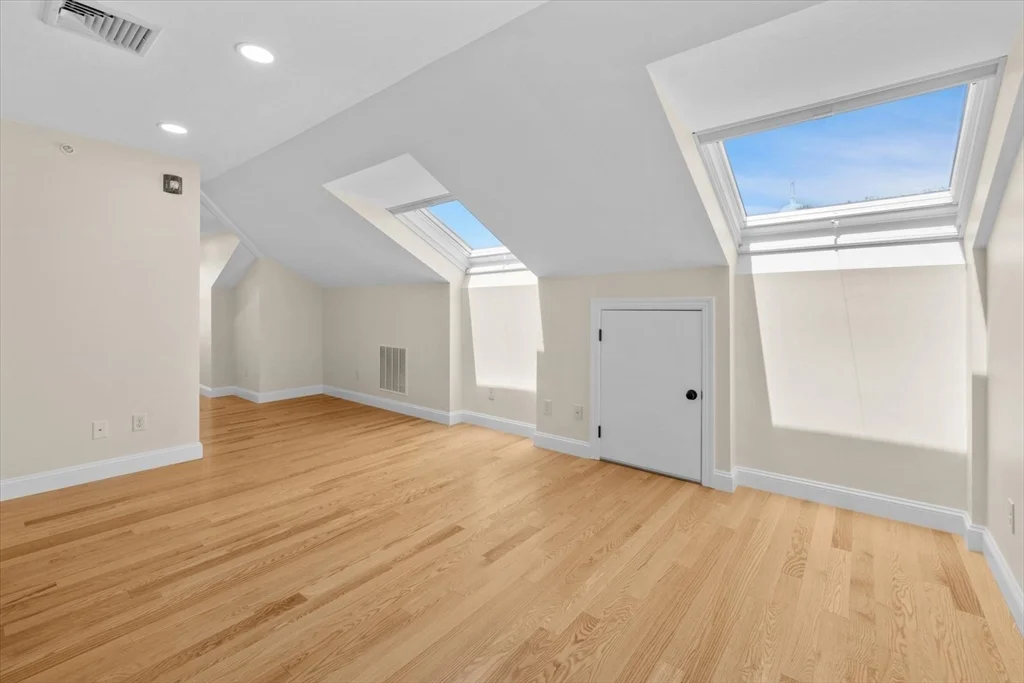 57 Dedham Ave, Needham