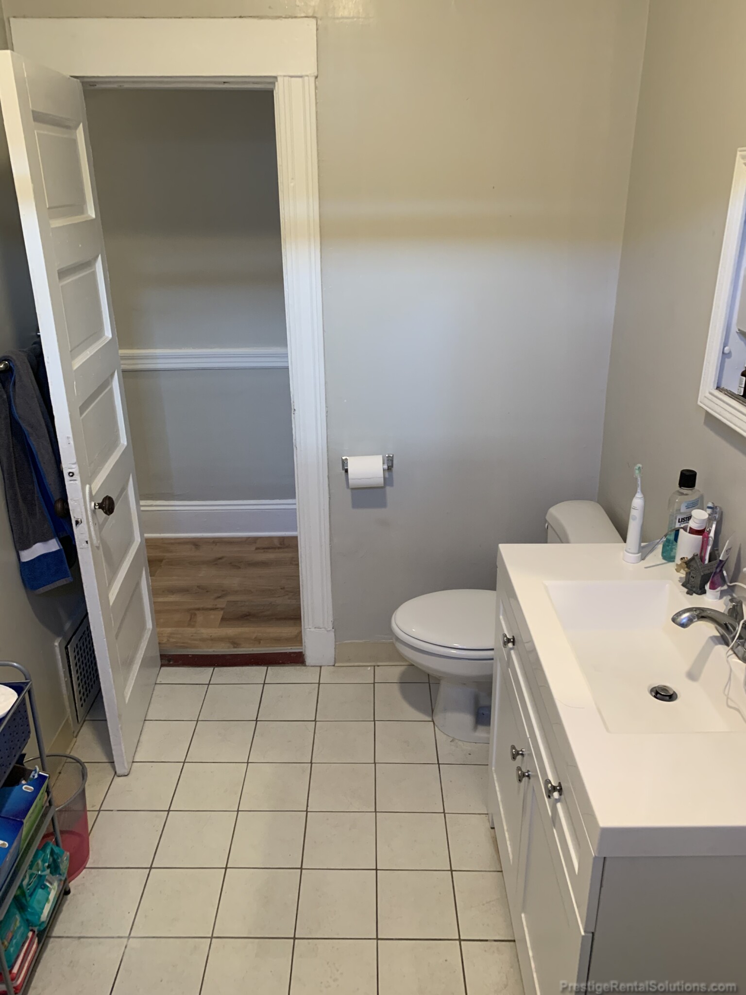 348 Faneuil St, Oak Square