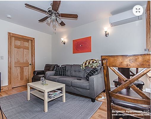 16 South Russell St, Beacon Hill