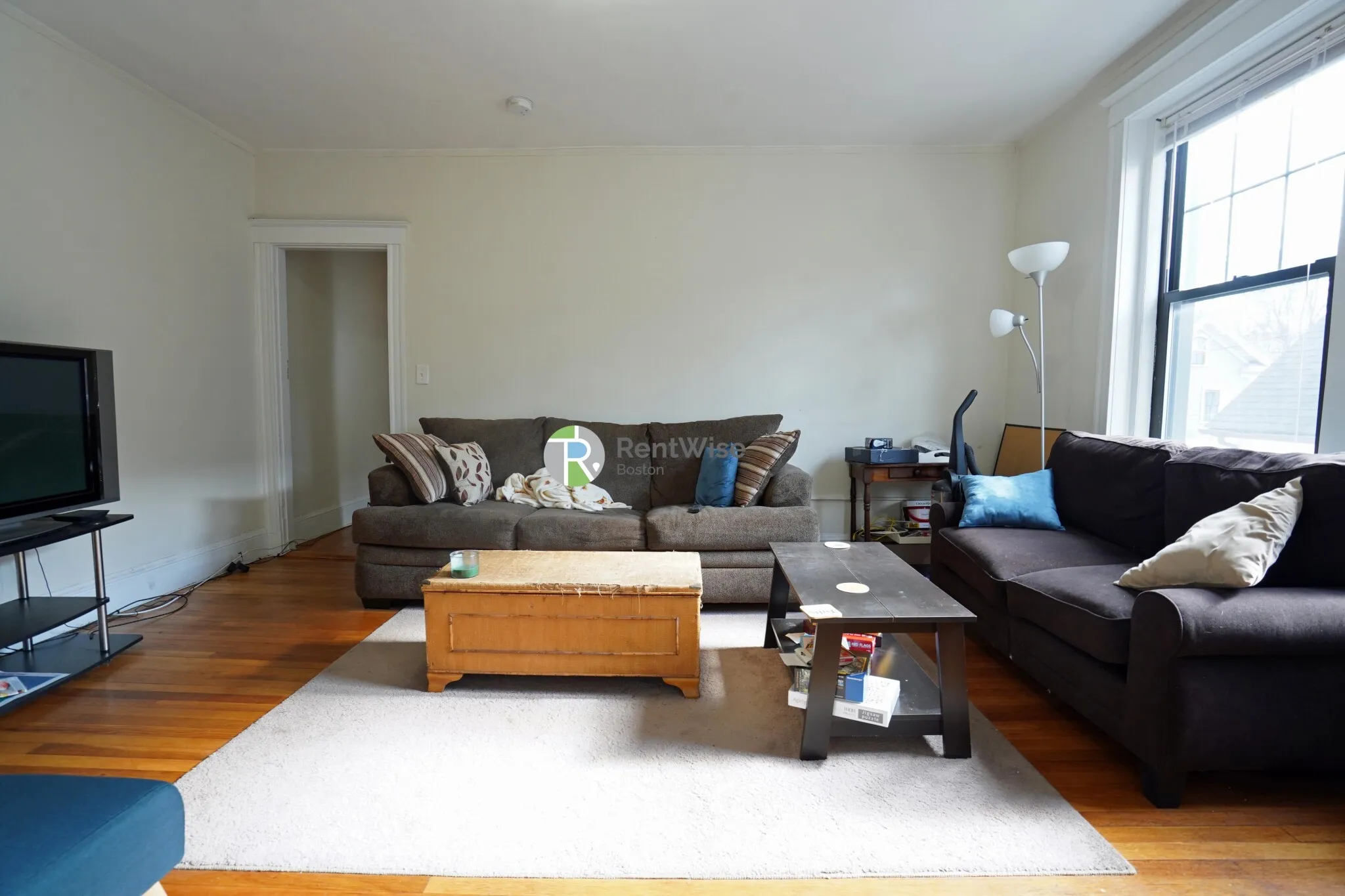 39 Clinton St, Mid-Cambridge