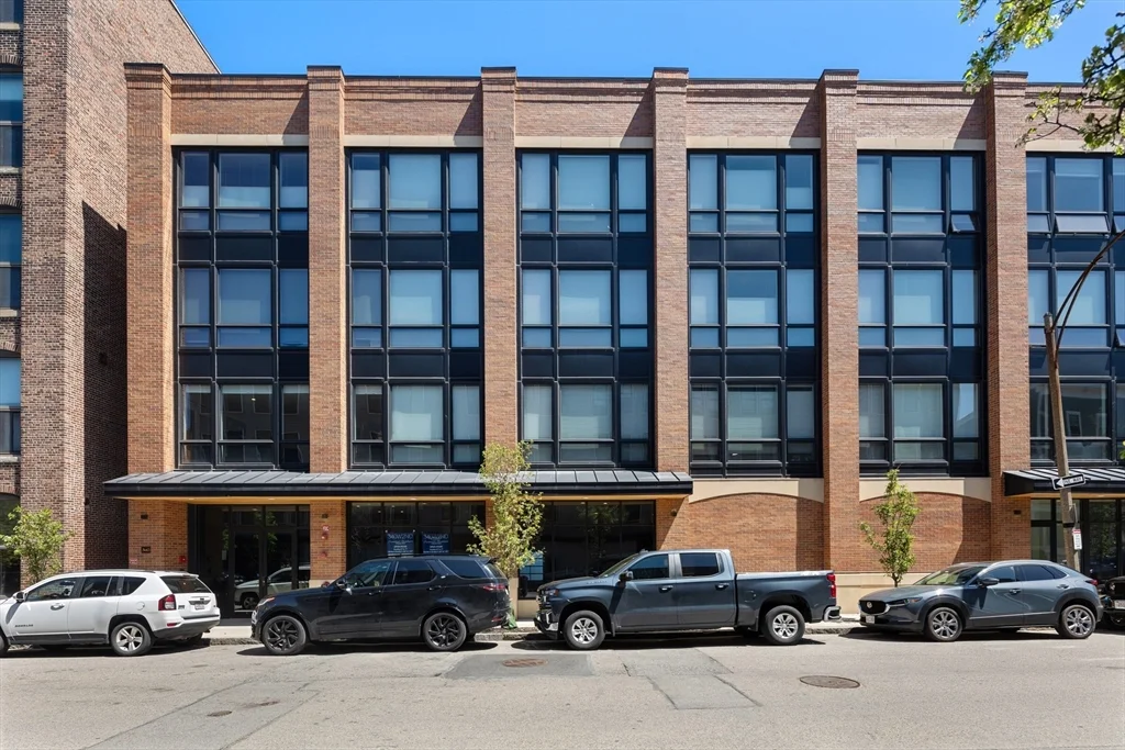 340 W 2nd St, South Boston