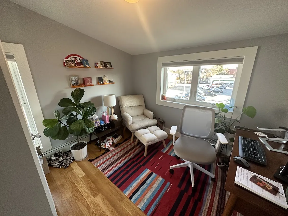 287 Beacon St, Ward Two