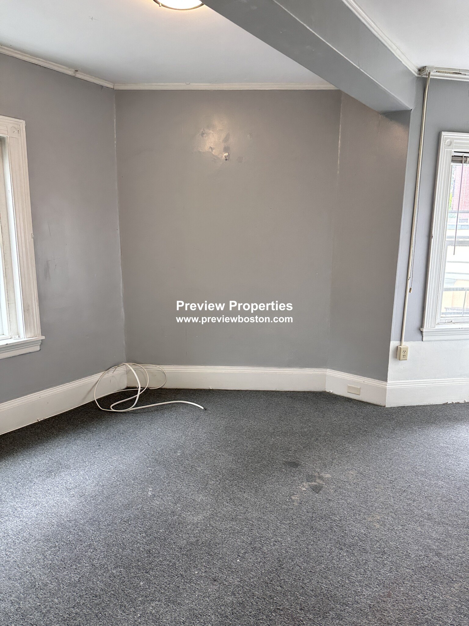 923 Beacon St, Fenway