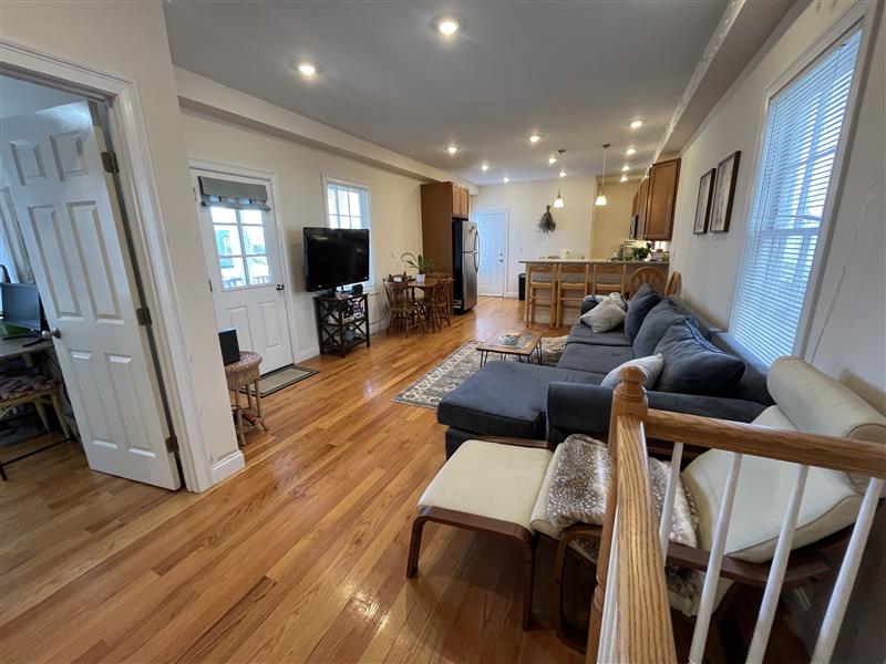 14 Flint St, East Somerville