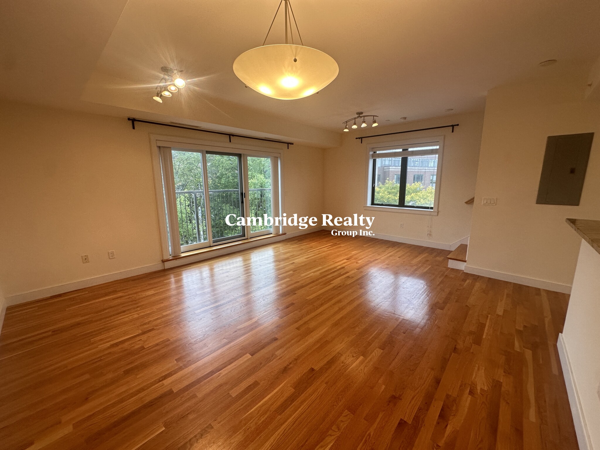 377 Summer St, Davis Square