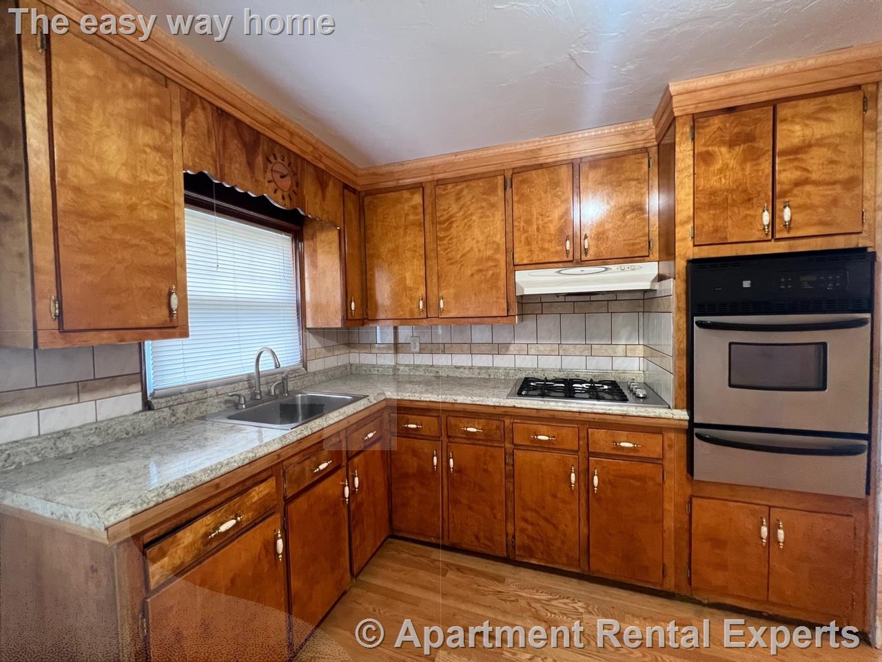 31 Laurel St, Spring Hill