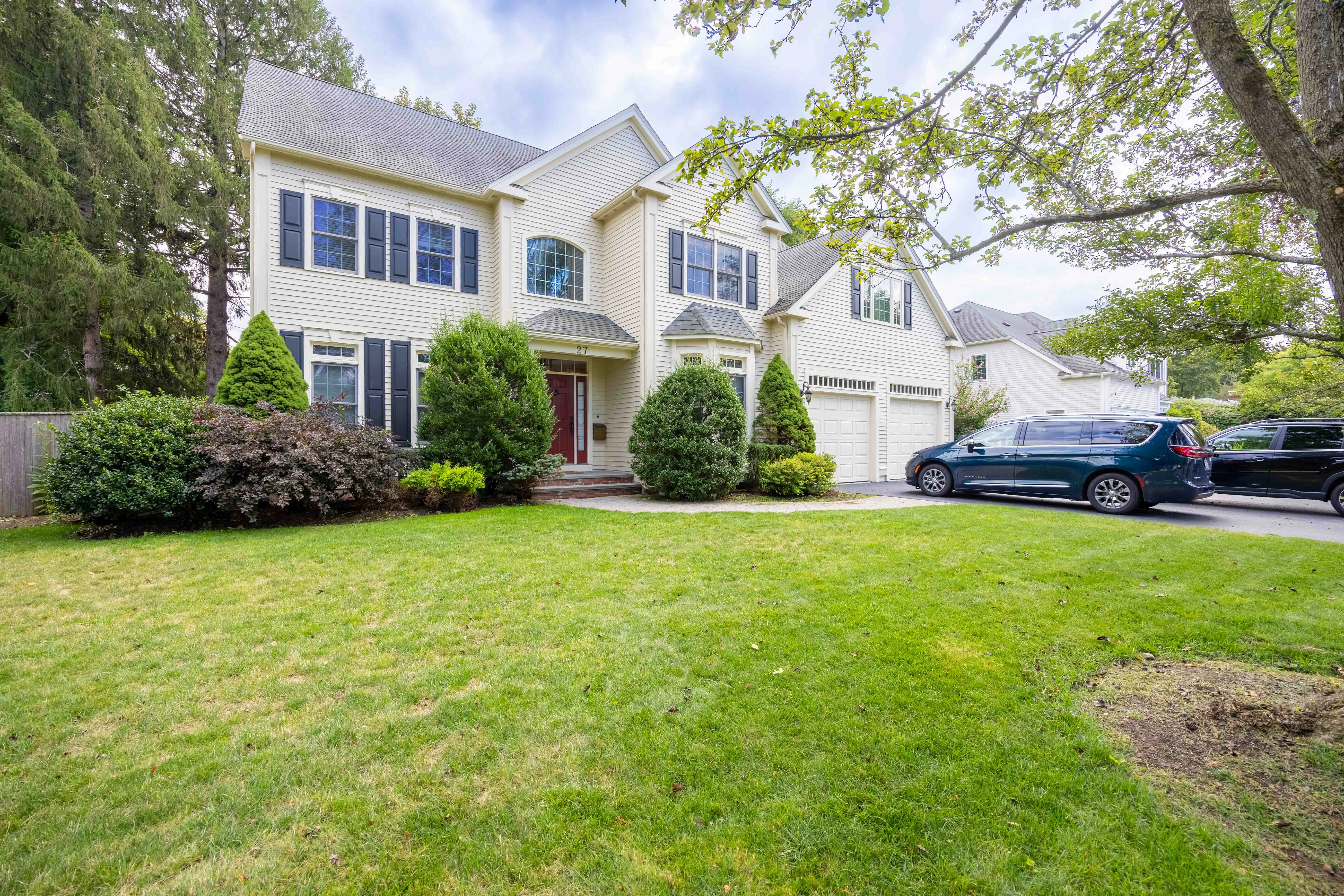 27 Mellon Rd, Wellesley