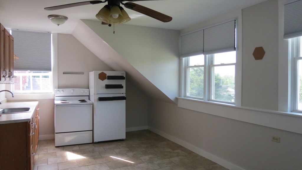 128 Low, Newburyport