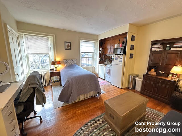 90 Myrtle St, Beacon Hill