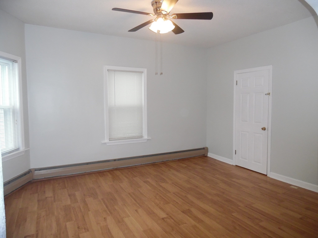 1226 North Main St, Fall River