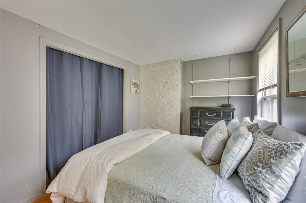 24 Bradford St, South End