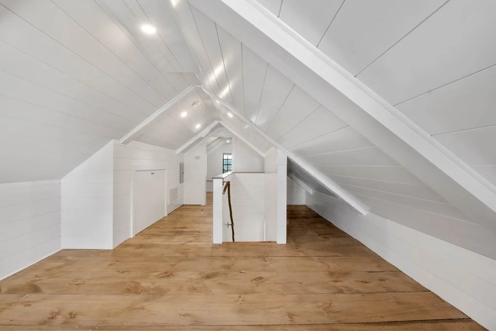 61 Front St, Old Town