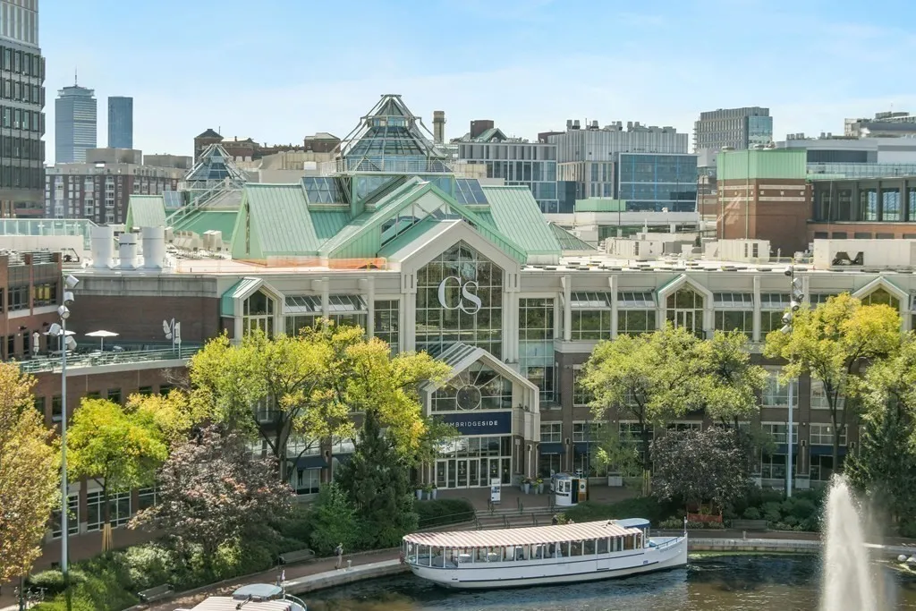 4 Canal Park, East Cambridge