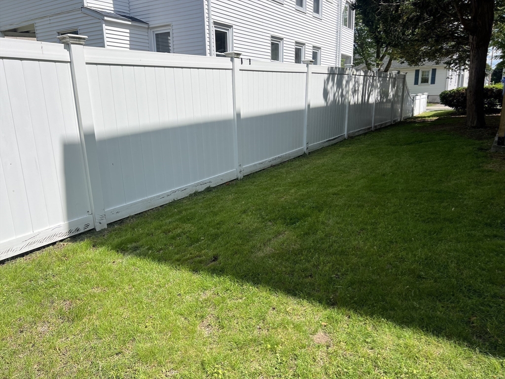 79 Walnut St, Belmont