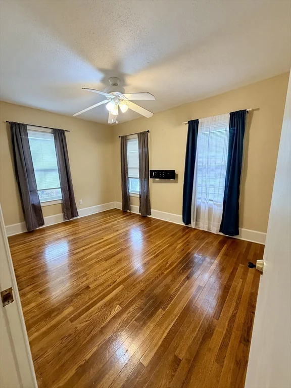 59 Whitney Ave, Centralville