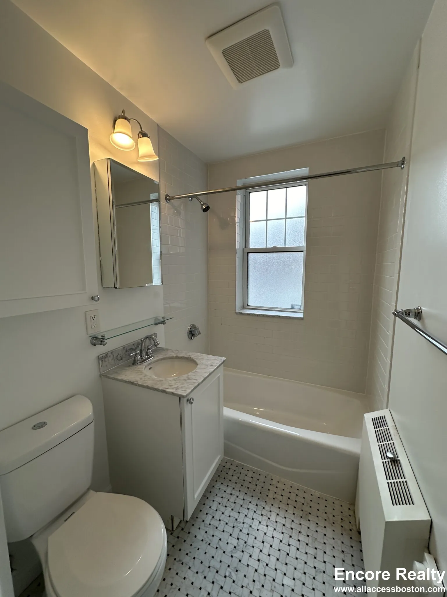 24 Chauncy St, Neighborhood Nine