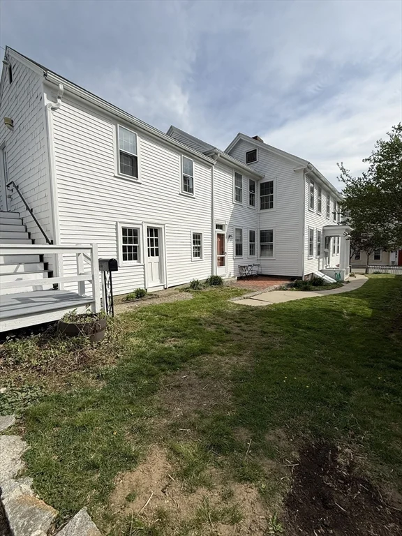32 Mount Pleasant St, Rockport