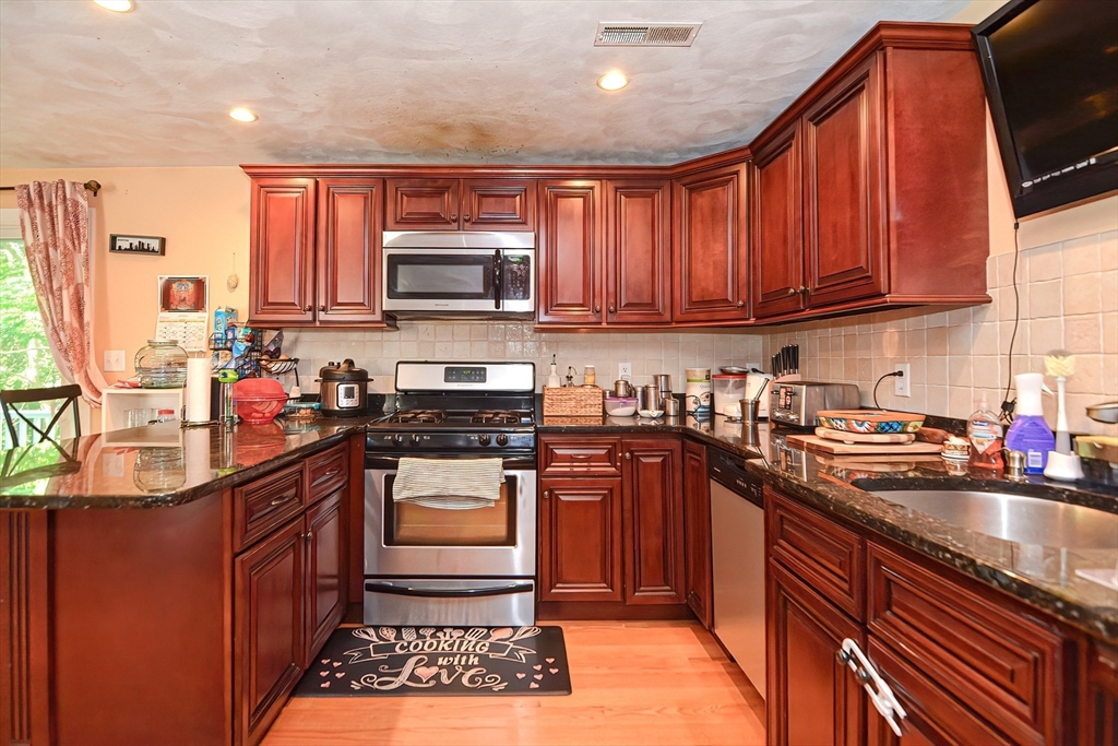 1 Olson St, Wilmington