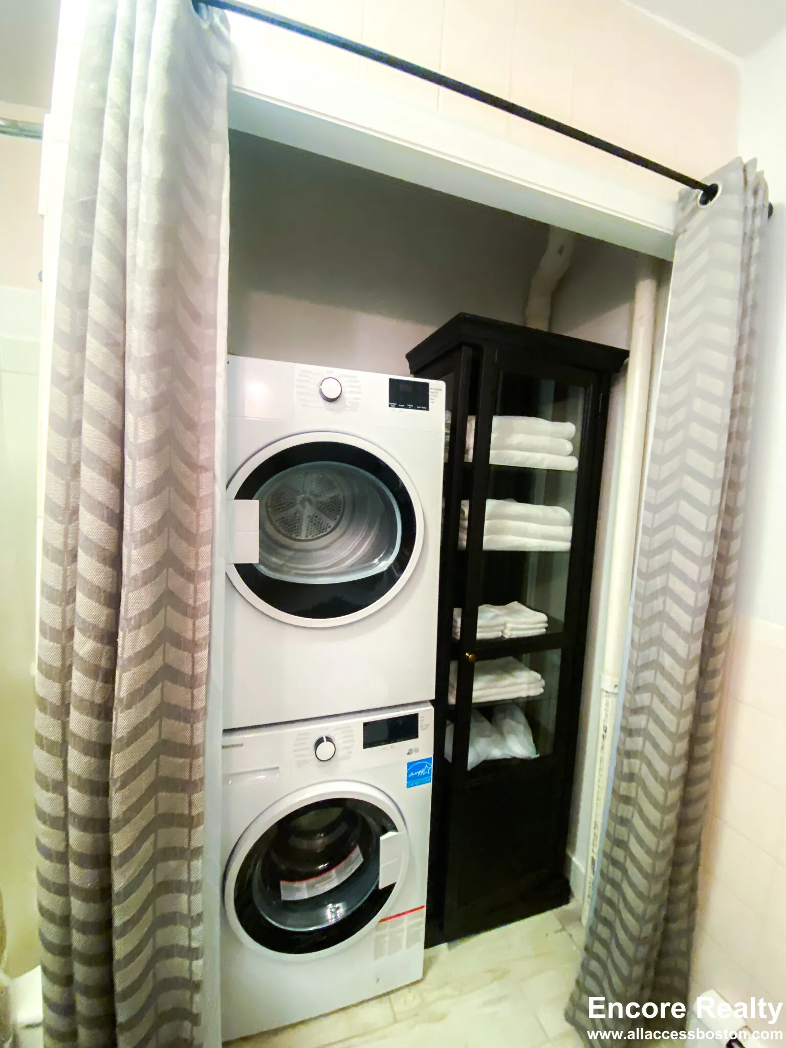 1004 Tremont St, Roxbury