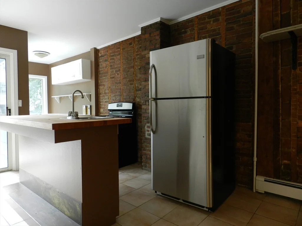 14 Fairmont St, Cambridgeport