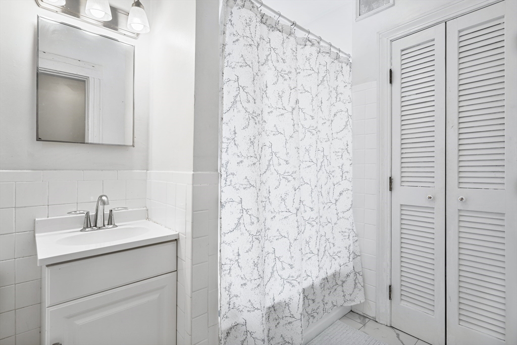 107 Jersey St, Fenway