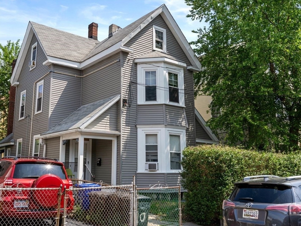 10-12 Bolster St, Jamaica Plain