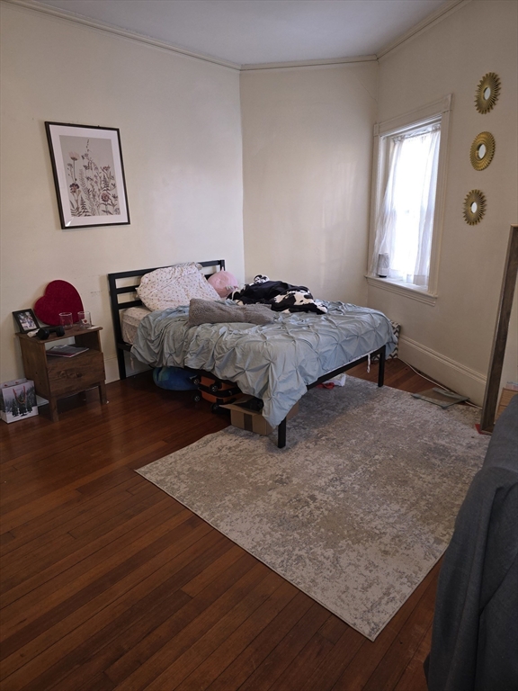 899 Beacon St, Fenway