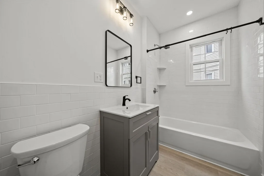 55 Surrey St, Glenwood
