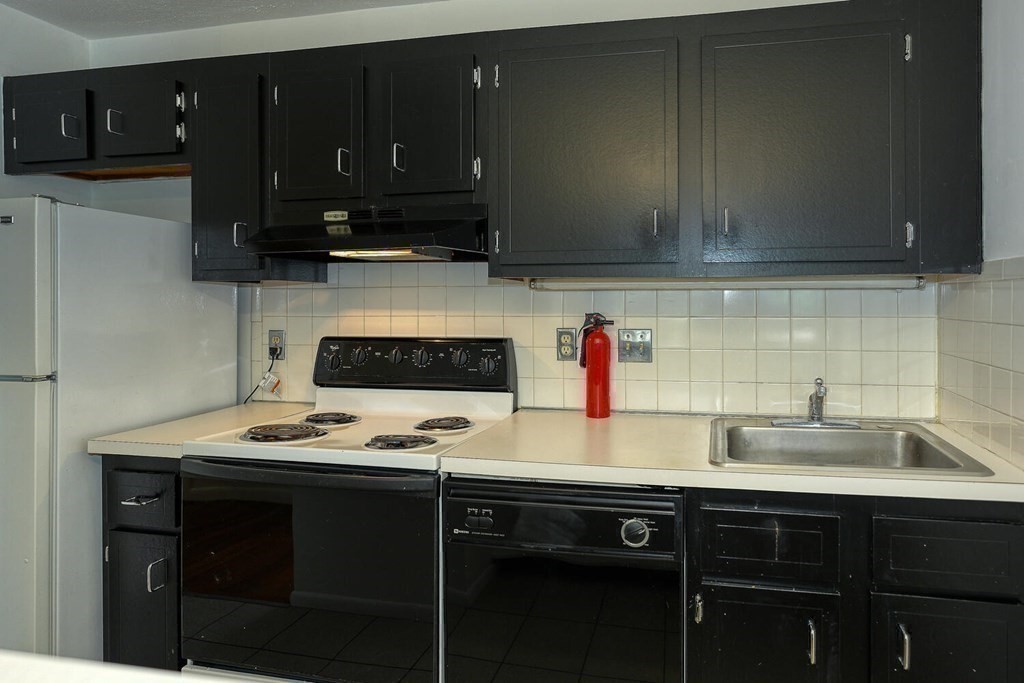 1643 Cambridge St, Cambridge