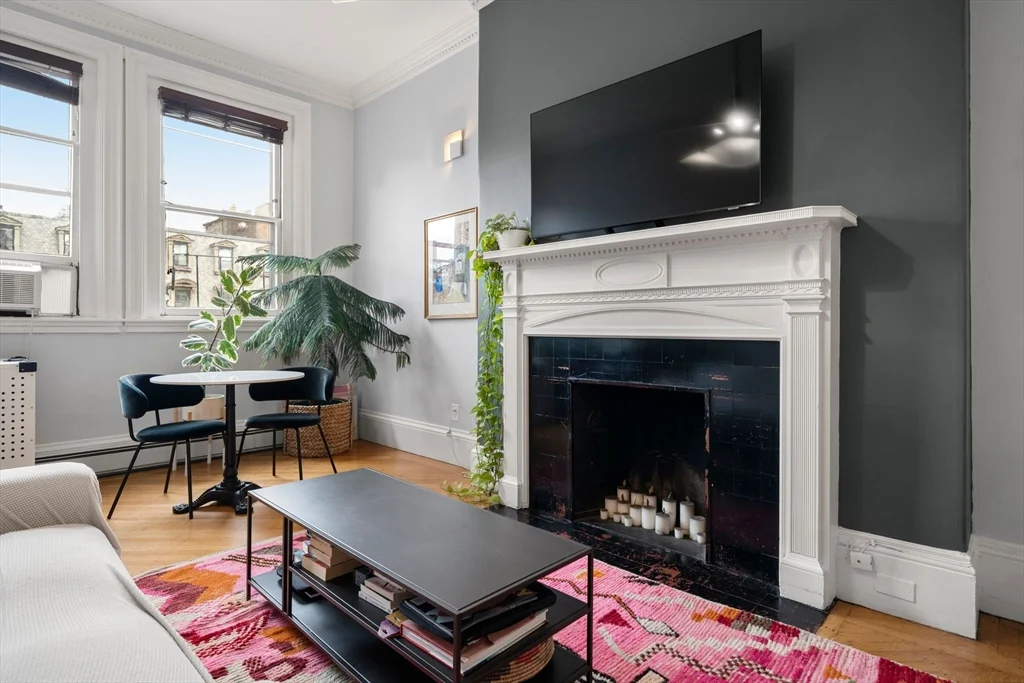 165 Beacon St, Back Bay