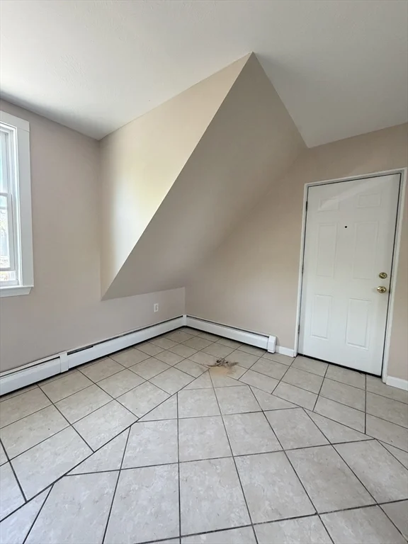 6 Edwards Pl, Chelmsford