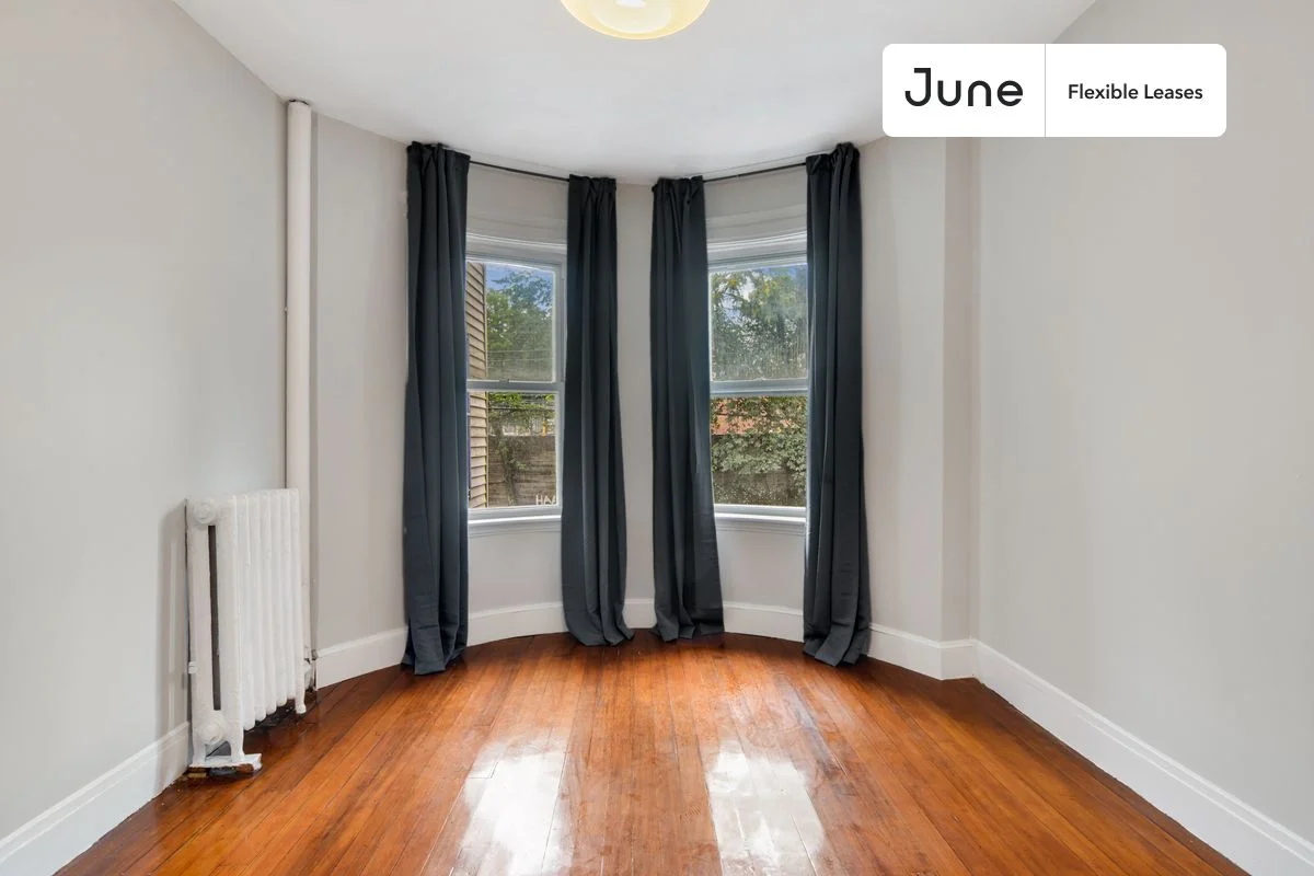 1905 Beacon St, Brookline