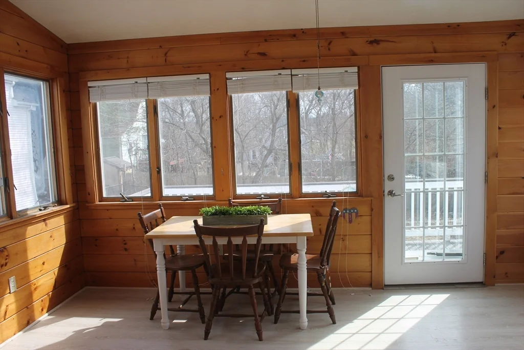 112 Cottage St, Franklin