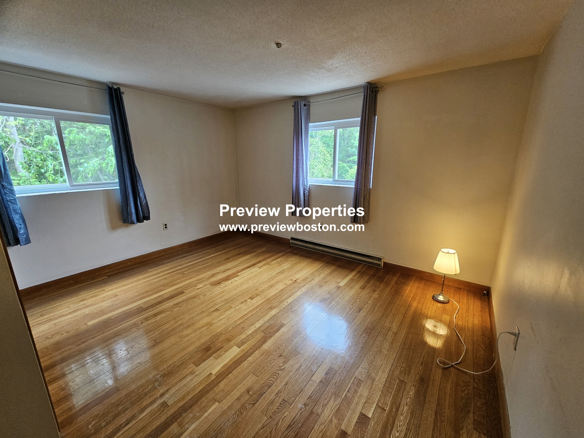 150 Barham Ave, North Quincy