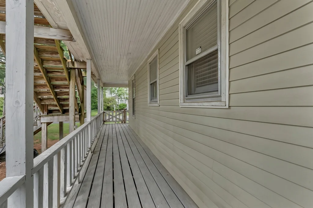 39 Hope St, Attleboro