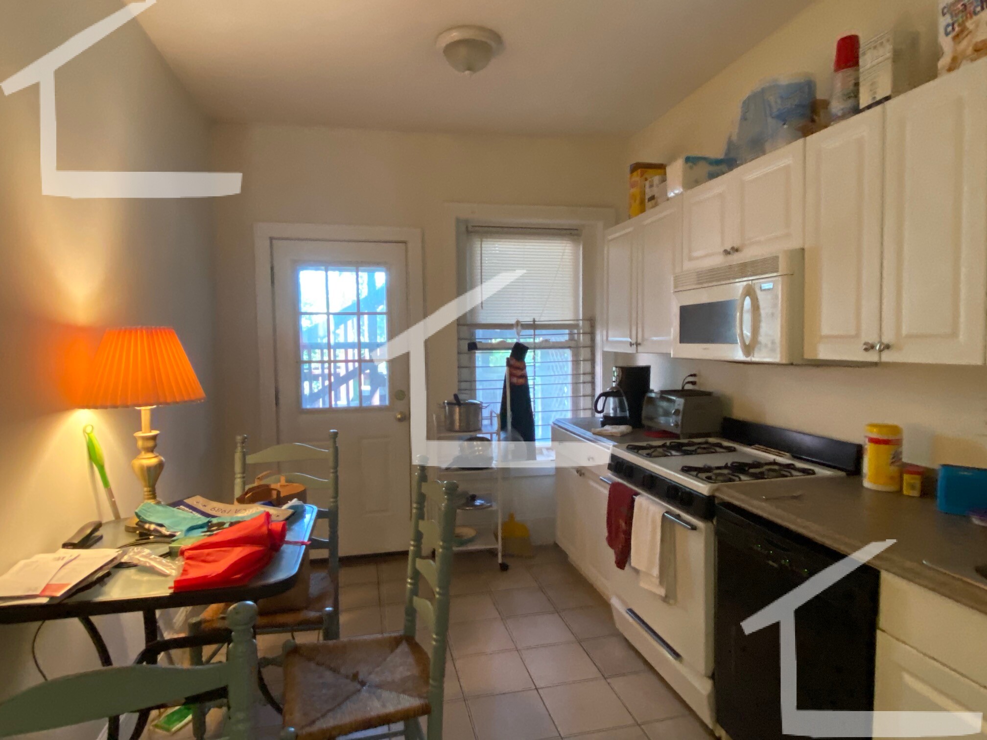 87 Brighton Ave, Allston