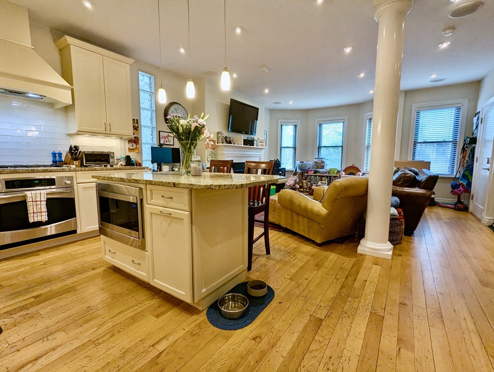 925 East Broadway, South Boston