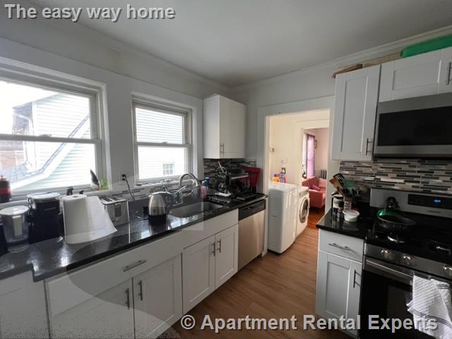 6 Endicott Ave, Teele Square