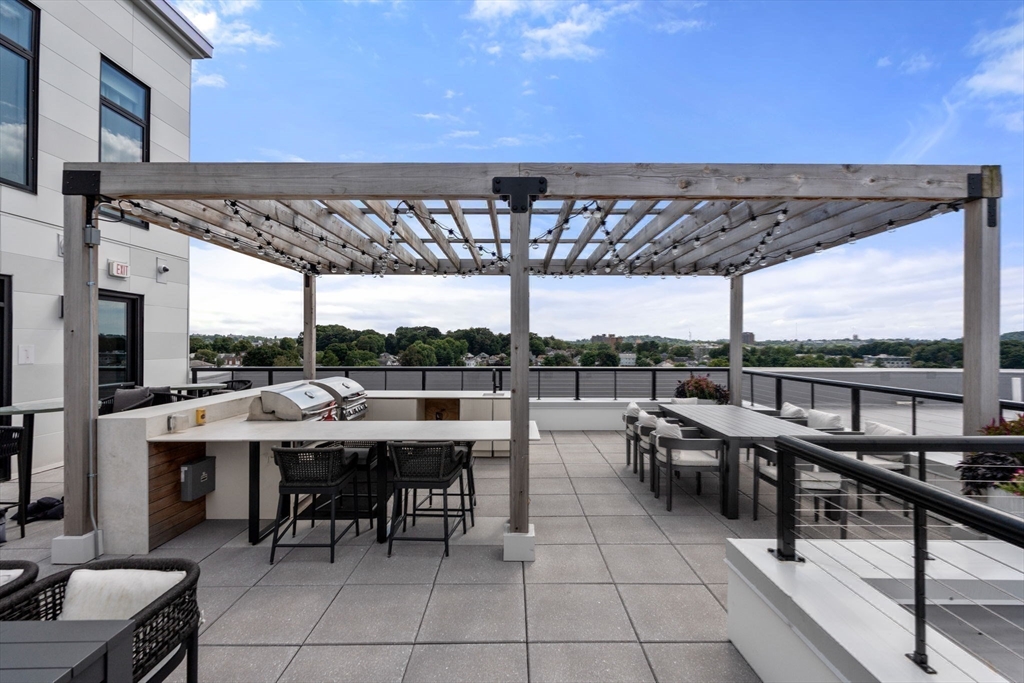 191 Washington St, Brighton