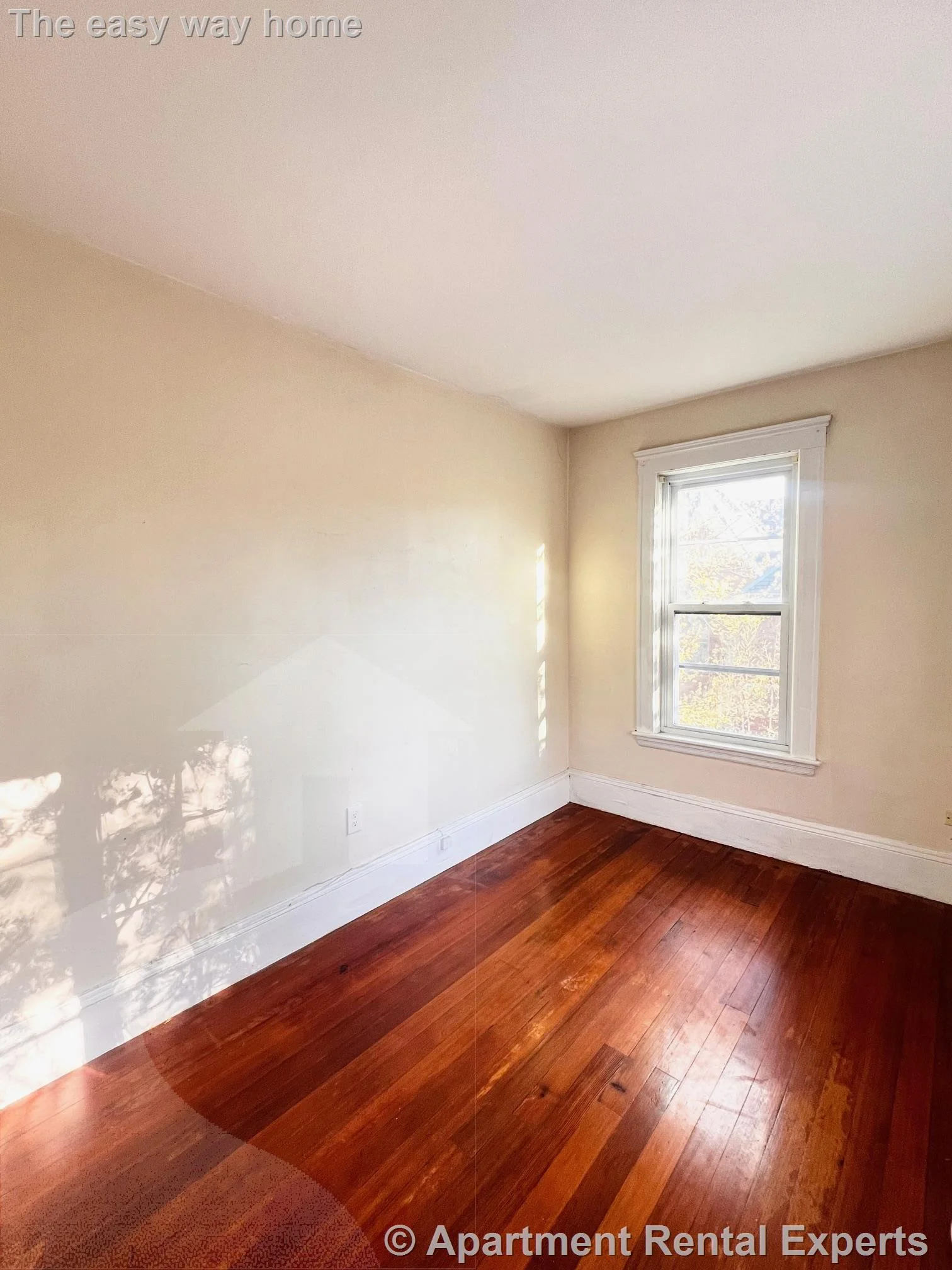 18 Sanborn Ave, Union Square