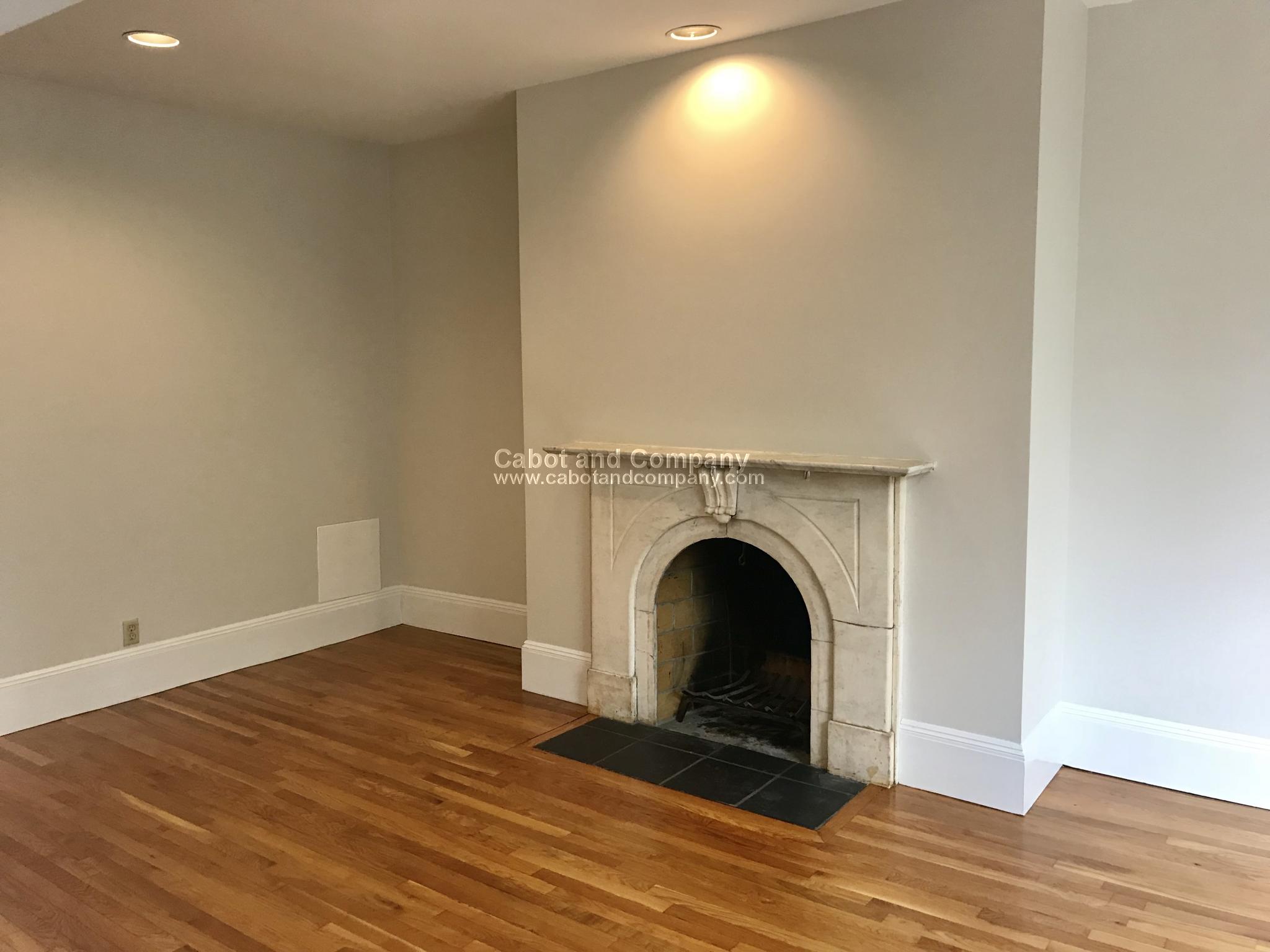 24 Yarmouth St, South End