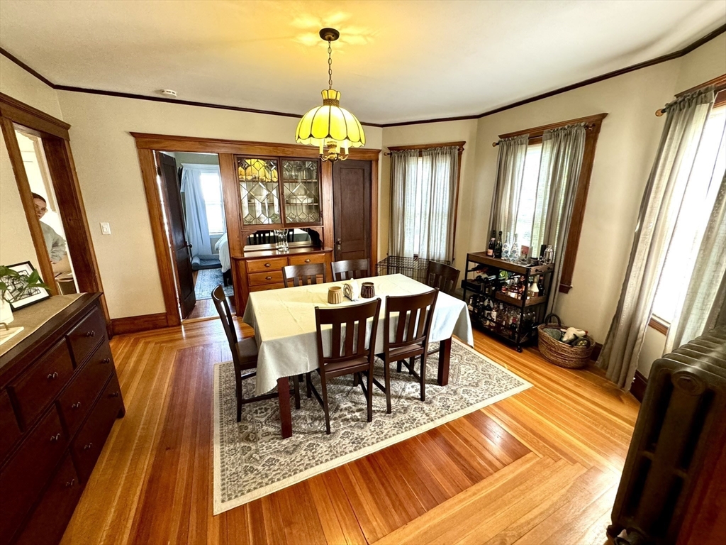 8 Kahler Ave, Milton