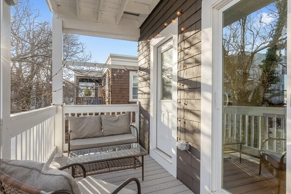 24 Thelma, Dorchester