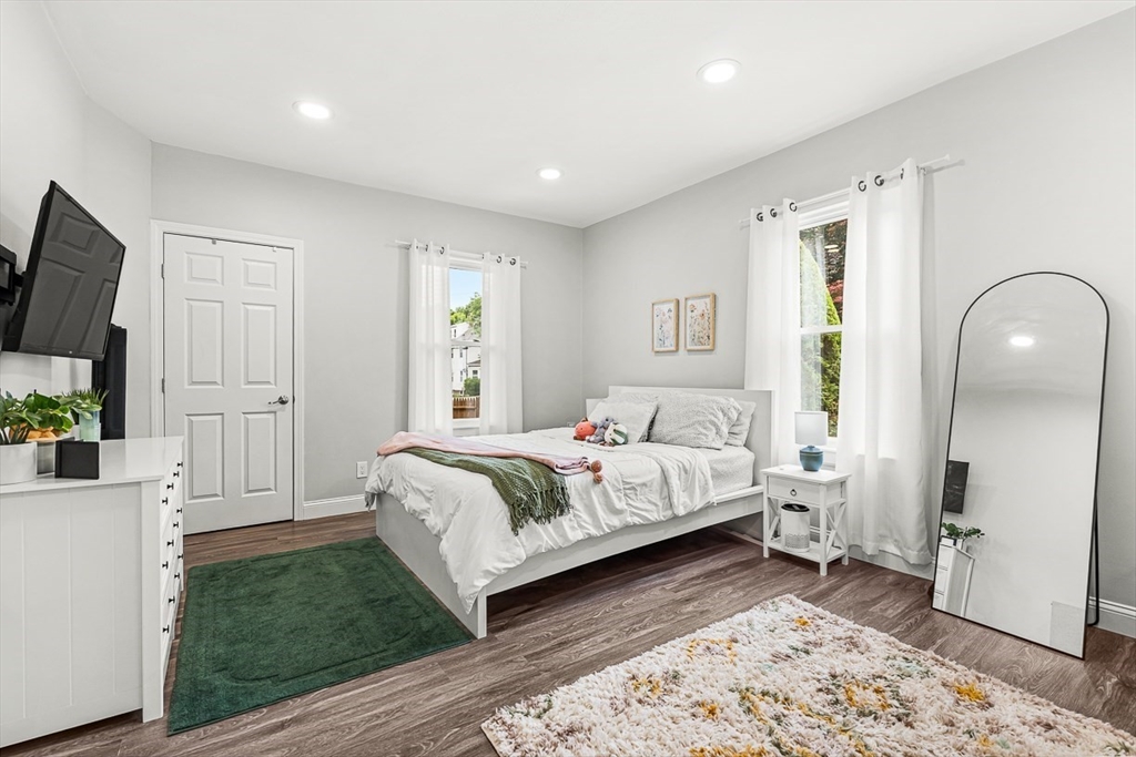 29 Harvard St, Winchester