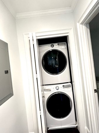 728 E Broadway, Boston