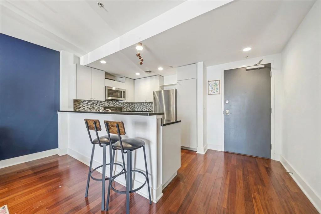 533 Cambridge St, Allston