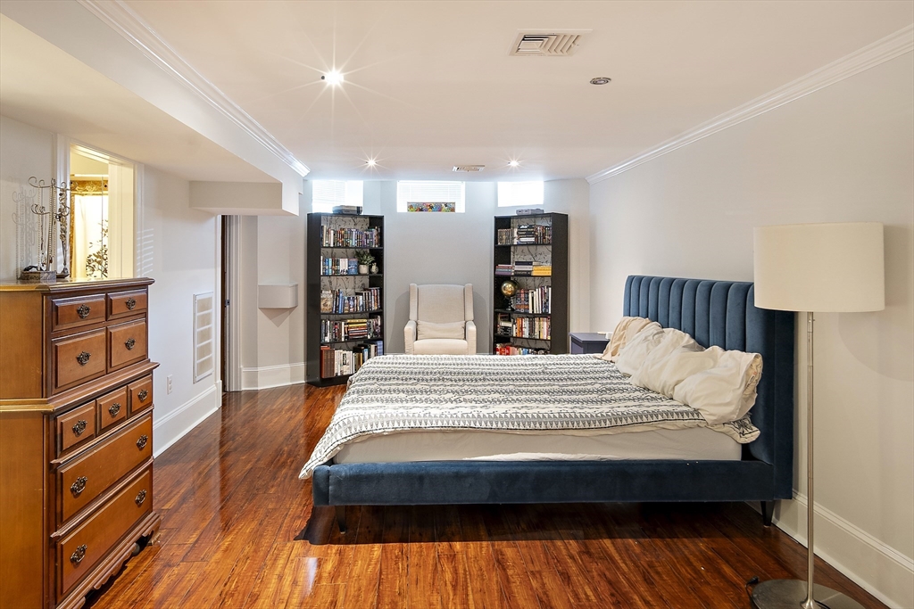 3 Seaver St, East Boston