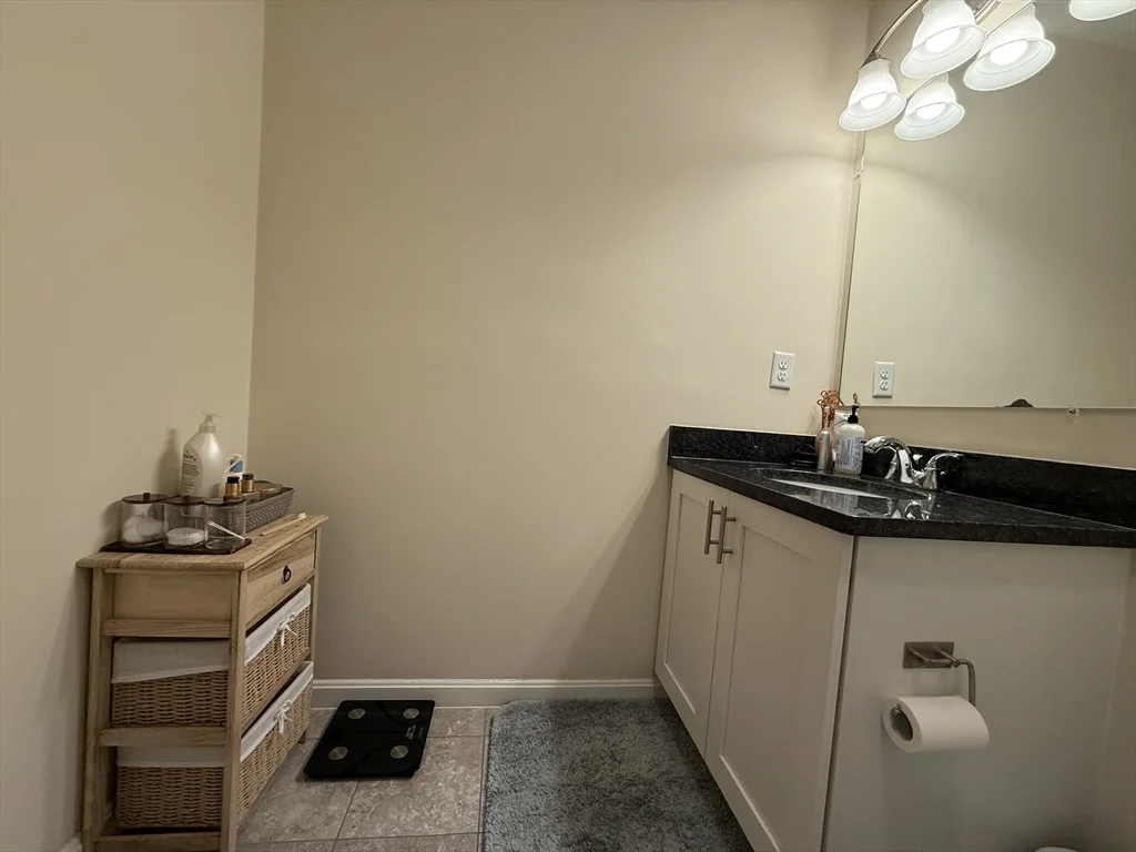 32 John Hancock Dr, Ashland