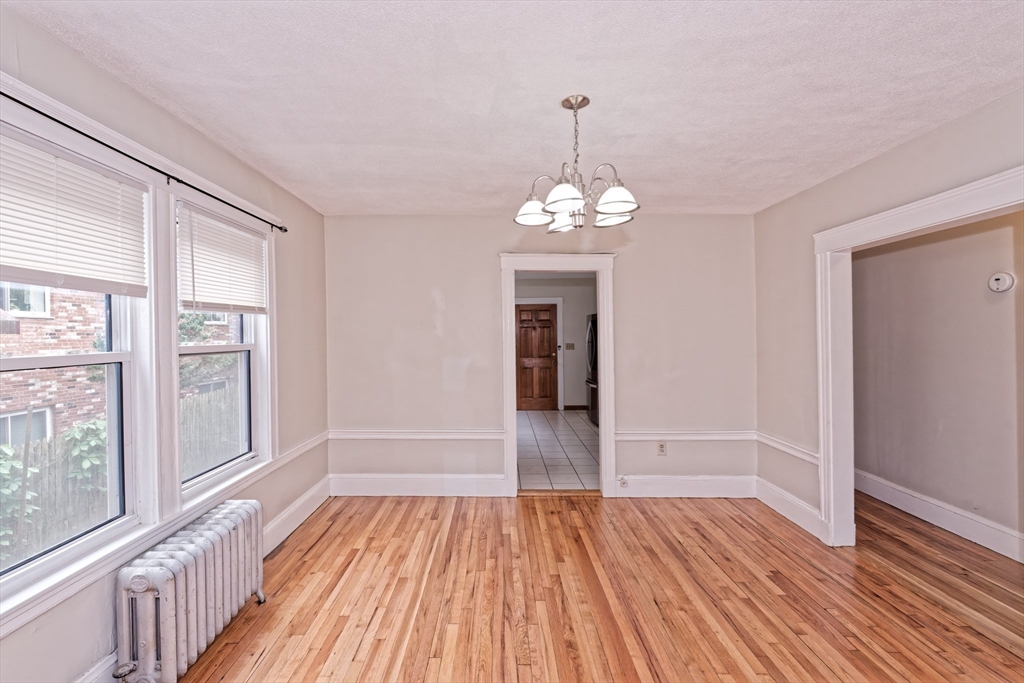 23-25 St James Ter, Newton